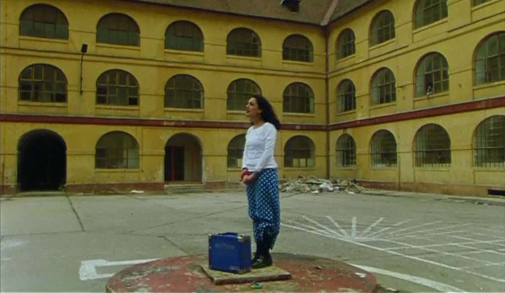 Diese Tage in Terezín | Those Days in Terezín

Land: DEU, CZE 1997

Regie: Sibylle Schönemann

Bildbeschreibung: Victoria Hanna Gabbay

Sektion: Forum 2024

Datei: 202415323_1

© ma.ja.de Filmproduktions GmbH
