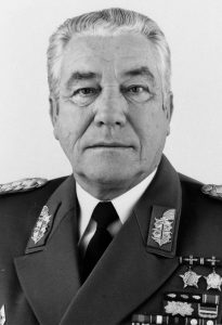 ADN-ZB / DEWAG / 17.12.82 / Armeegeneral Heinz Hoffmann, Mitglied des Politbüros des ZK der SED und Minister für Nationale Verteidigung.