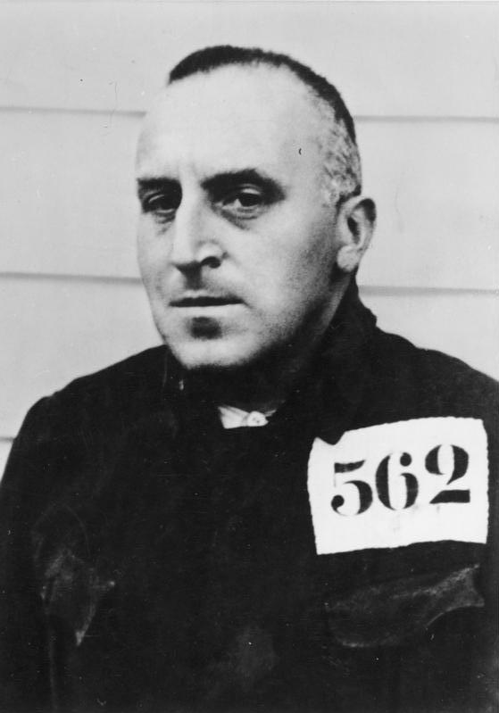 Carl von Ossietzky als Häftling des NS-Regimes im KZ Esterwegen (1934)