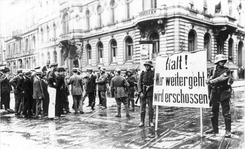 Konterrevolution – der Kapp-Lüttwitz-Putsch 1920 (aka Kapp-Putsch) in der Serie "Babylon Berlin".