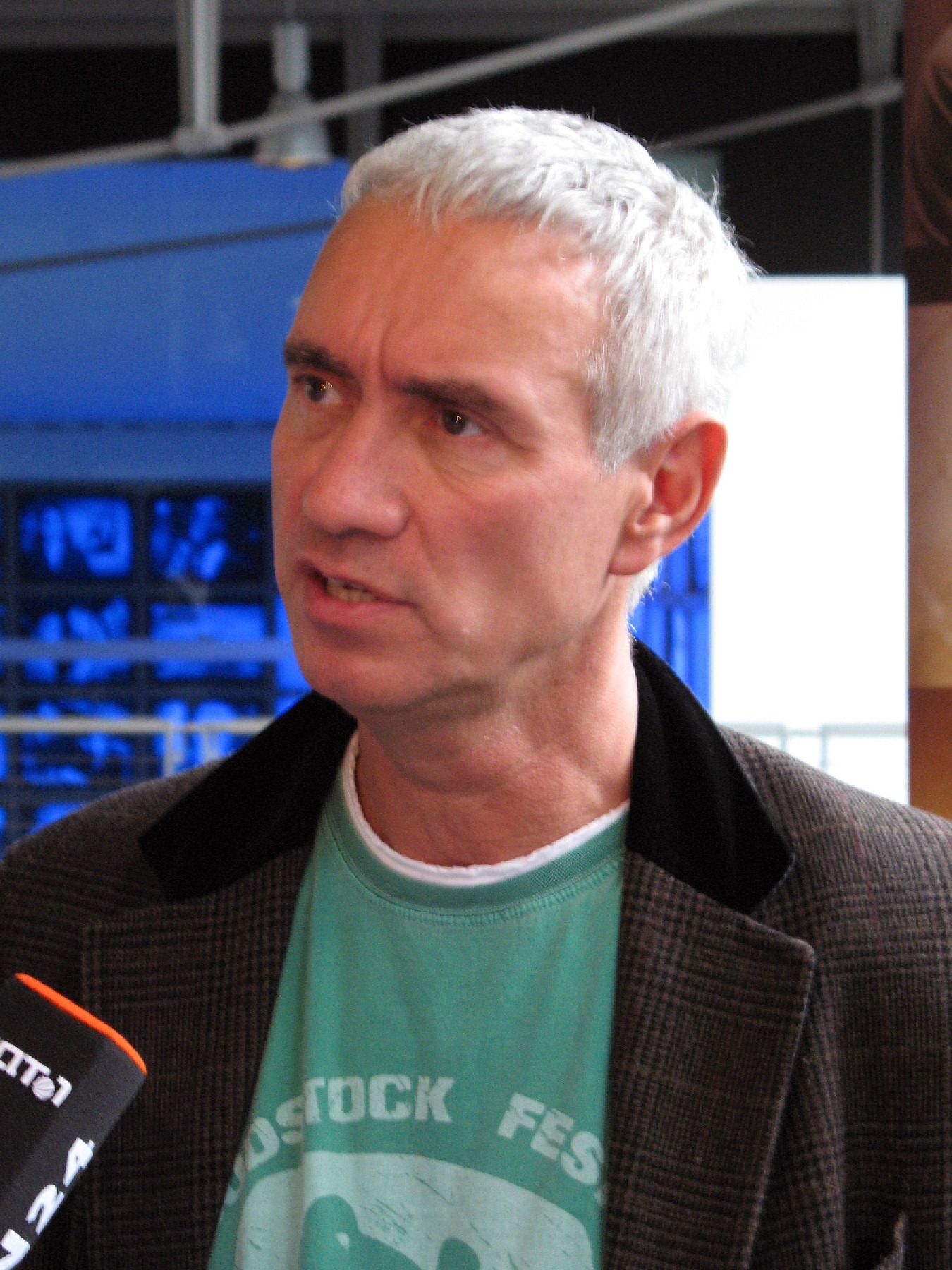 Regisseur Roland Emmerich nach einer Pressekonferenz in Berlin, 2007