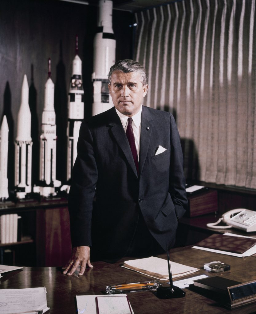 Wernher von Braun im Marshall Space Flight Center, 1964